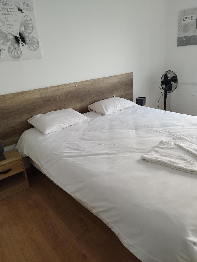 Comme Chez Soi Givet Exterior foto