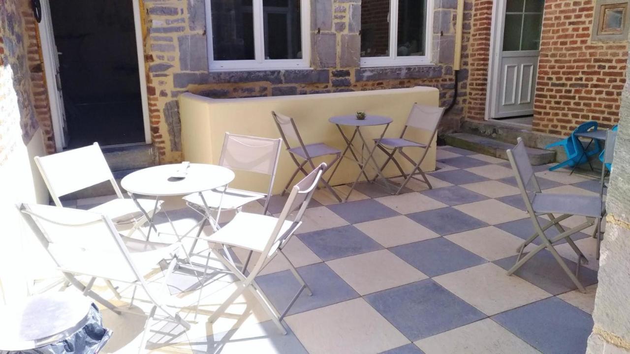 Comme Chez Soi Givet Exterior foto
